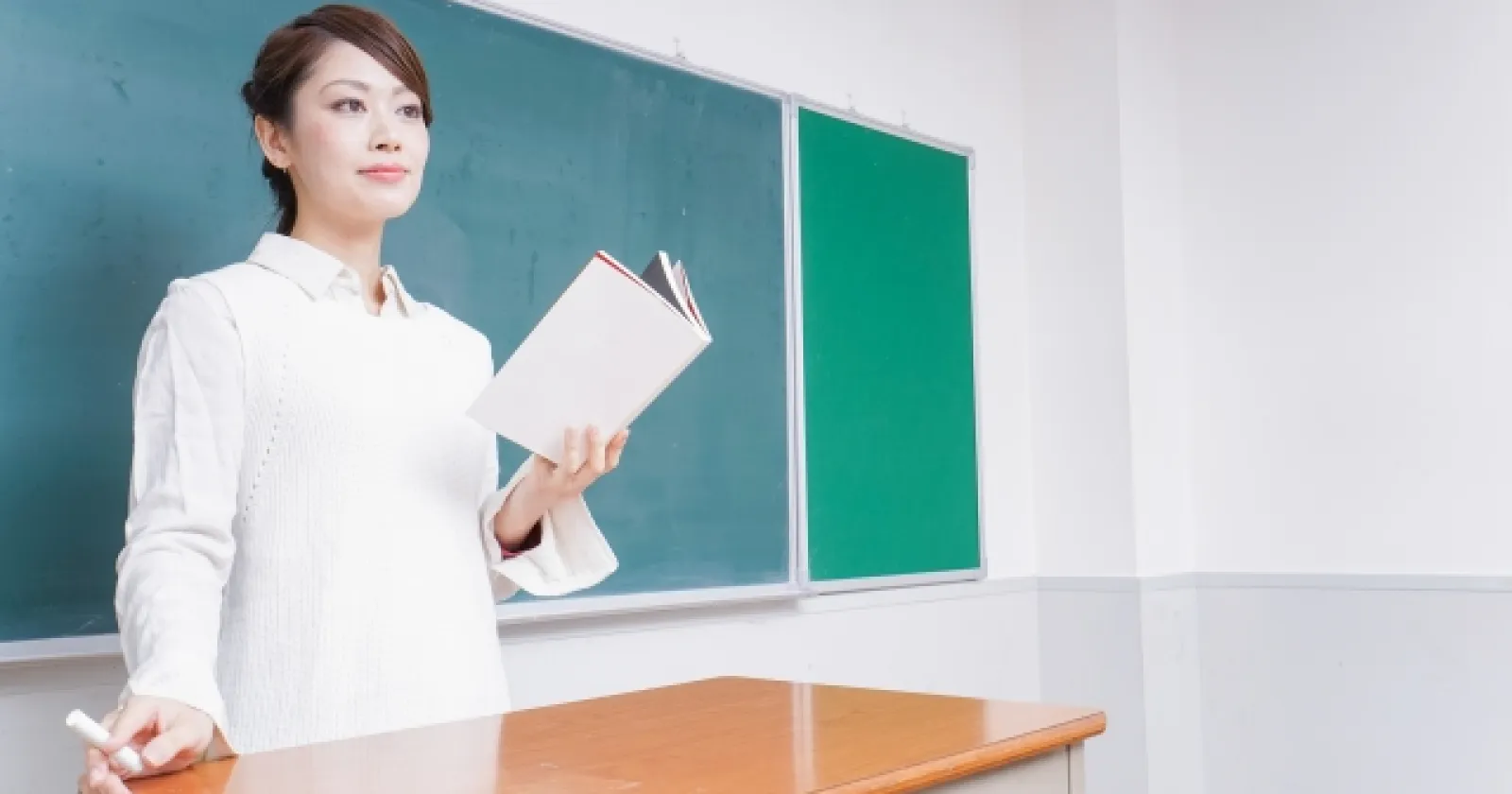 Teaching/childcare Job 대표 이미지