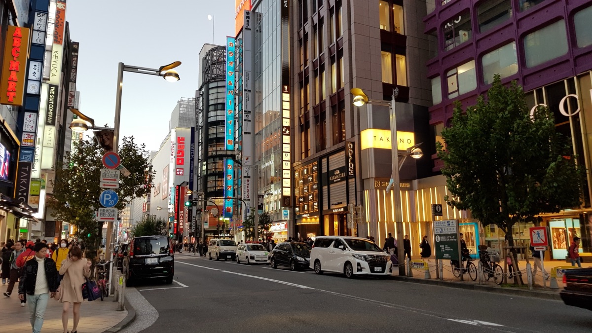 신주쿠산초메 동네 사진